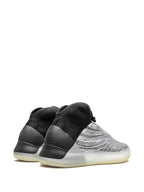 Yeezy Quantum Sneakers