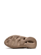 Yeezy Foam Runner Clay Taupe Sneakers