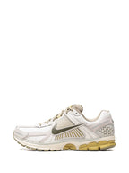 Zoom Vomero 5 Light Bone/Medium Olive Sneakers