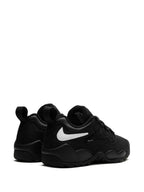 X Supreme Sb Darwin Low Black Sneakers
