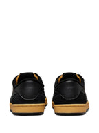 Sb Fc Classic Sneakers