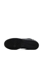 Sb Dunk Low Supreme - Black Sneakers
