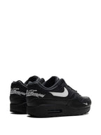 X Supreme Air Max 1 87 Sp Black/White Sneakers