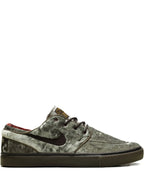 Sb Zoom Janoski Og+ Se Medium Olive/Baroque Brown/Dark Team Red/Velvet Brown Sneakers