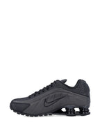 Shox R4 Sneakers