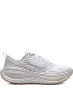 Vomero Plus Sneakers